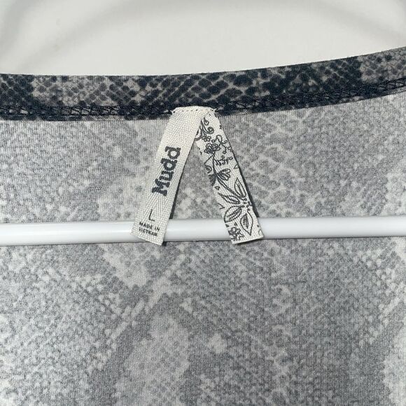 Mudd dress snake skin pattern - Picture 4 of 7